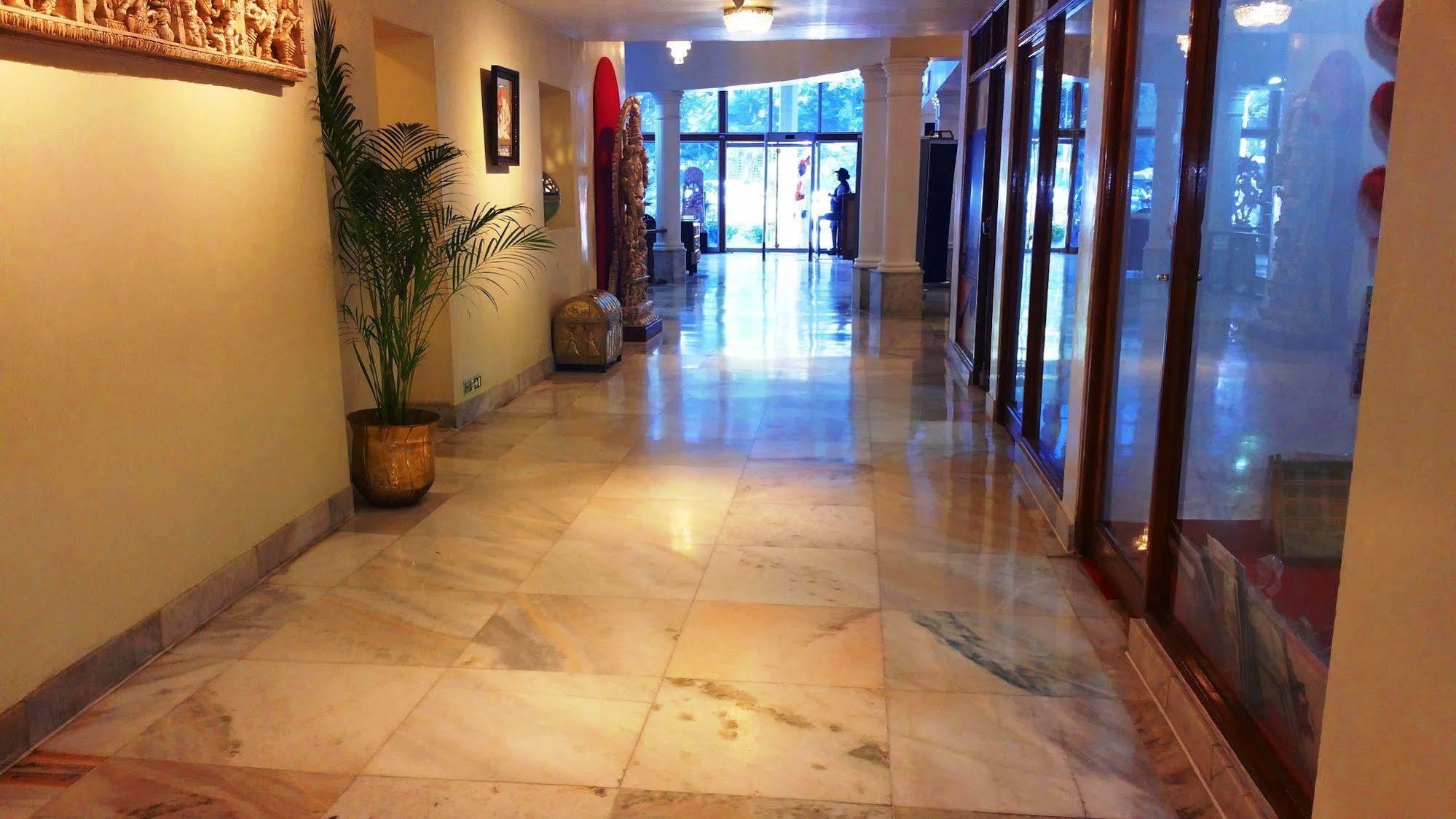 앰배서더 팔라바 호텔 첸나이 외부 사진
