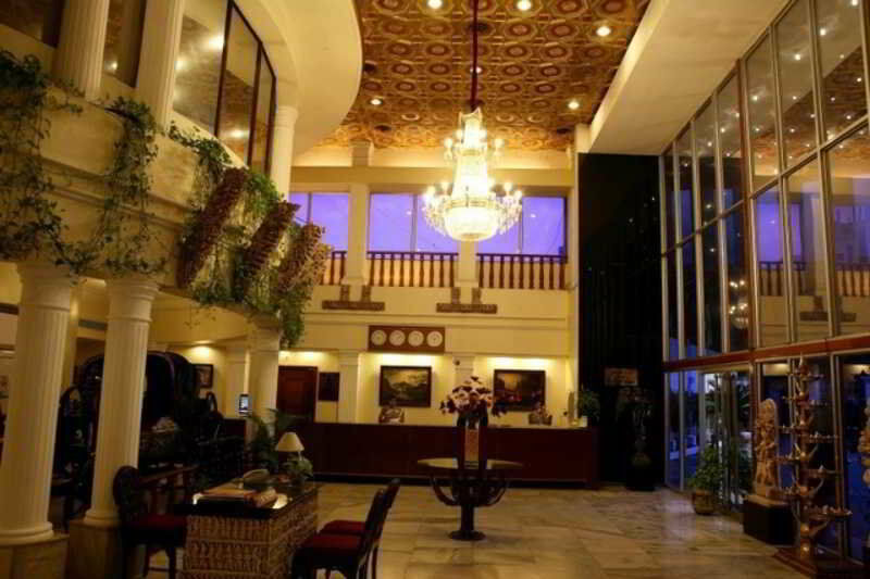 앰배서더 팔라바 호텔 첸나이 외부 사진